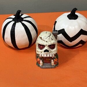 Halloween Skull and Pumpkin Decor set